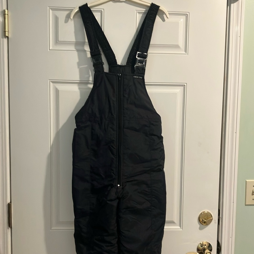 Ski suit